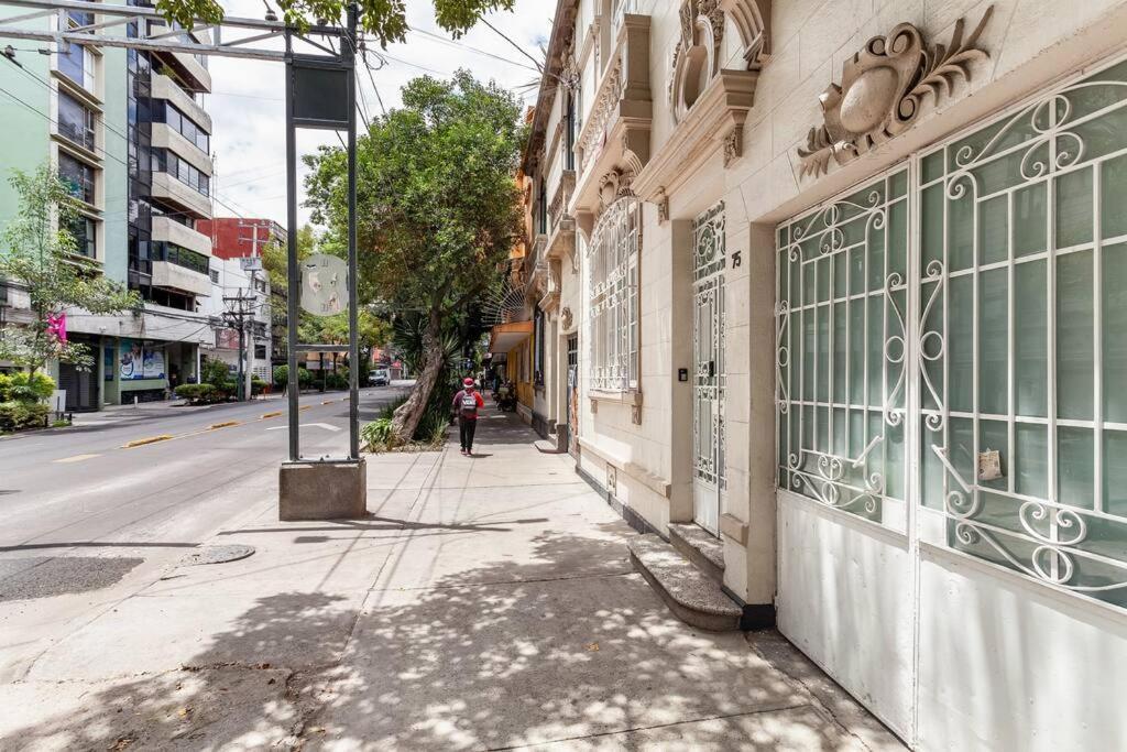 Uco Live Roma Hotel Mexico City Exterior photo
